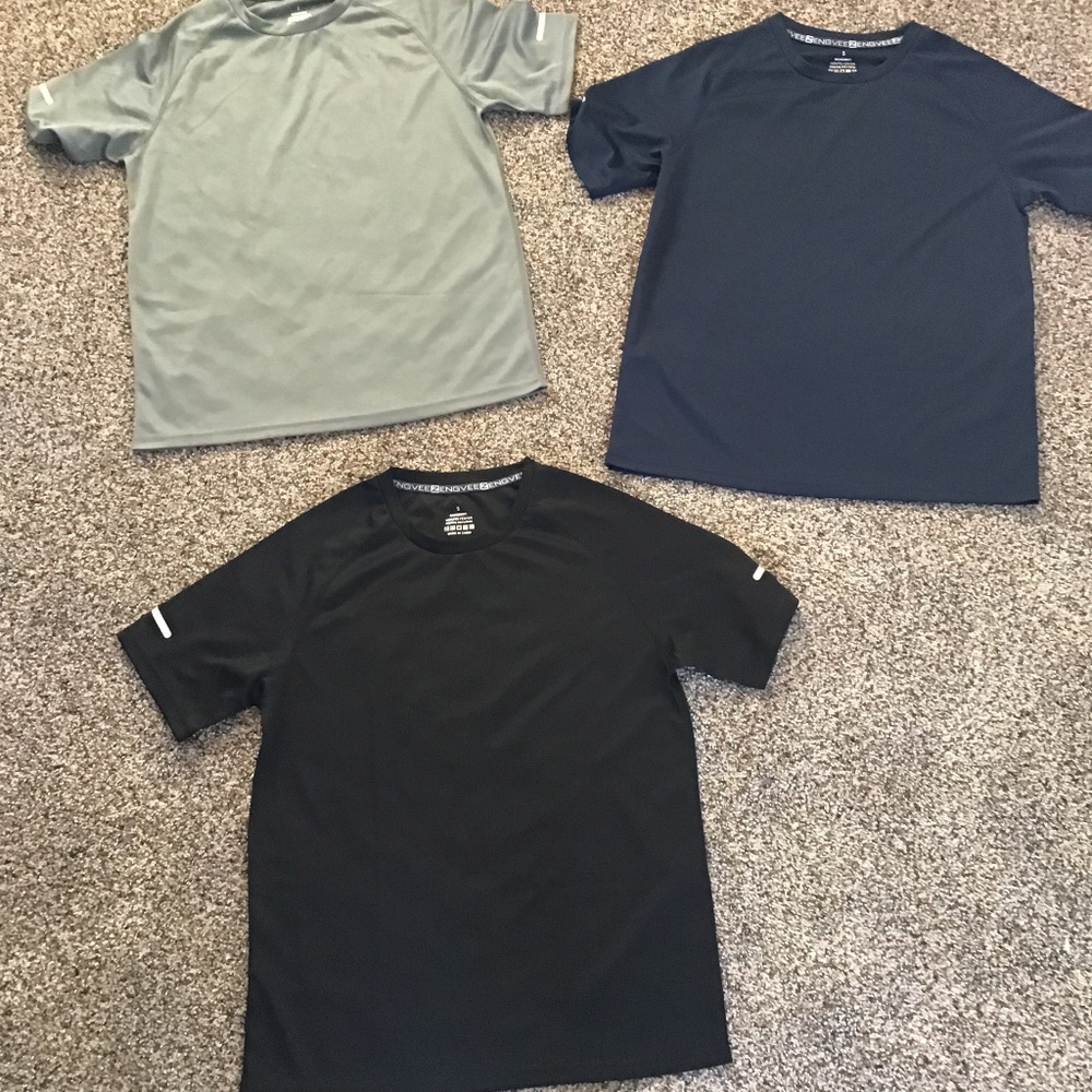Set of 3 Men’s ZENGVEE Dry FitTees Sz S